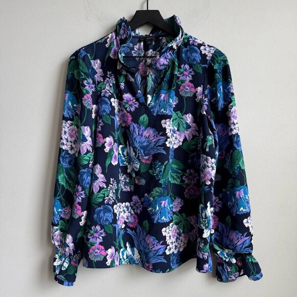 J. Crew Ruffleneck Top in Floral 365 Crepe Large - Picture 2 of 10